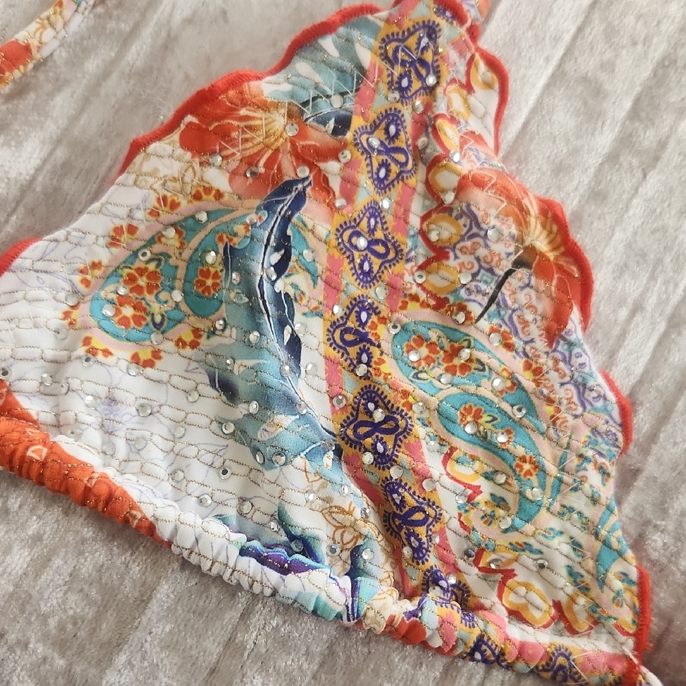 Luli Fama Merenguito Coral & White Paisley Triangle Bikini Top - Picture 3 of 6